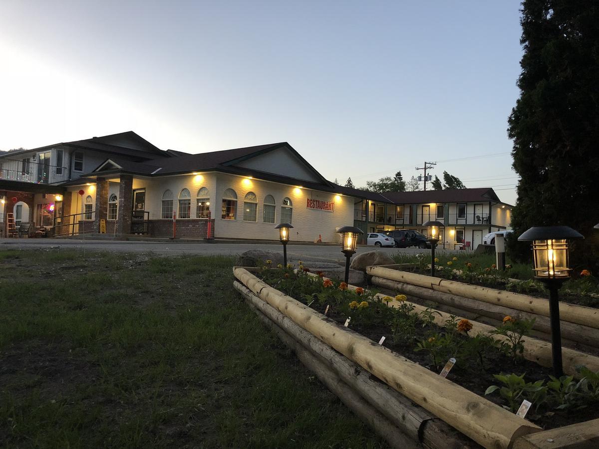 Chase Country Inn Eksteriør billede