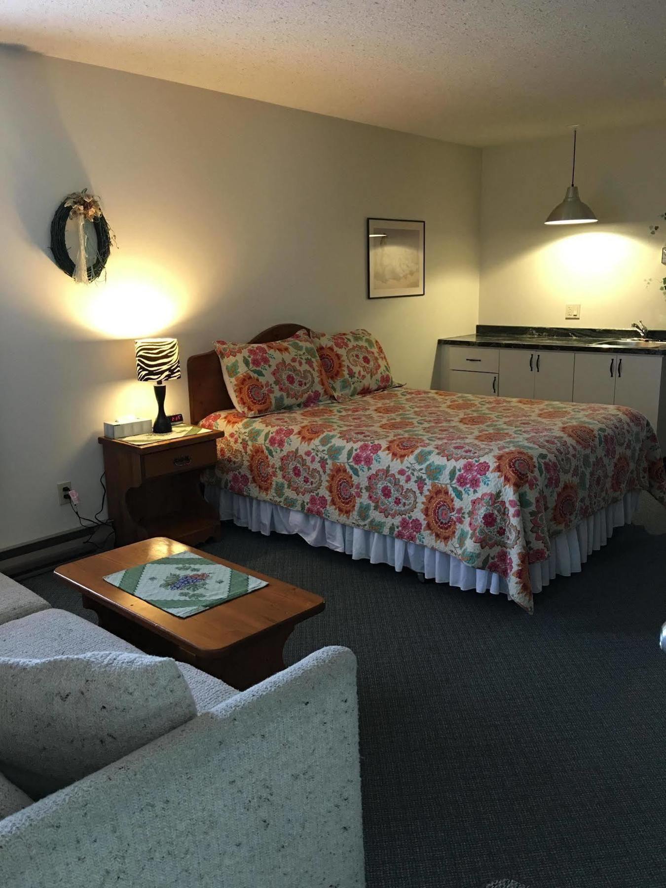 Chase Country Inn Eksteriør billede